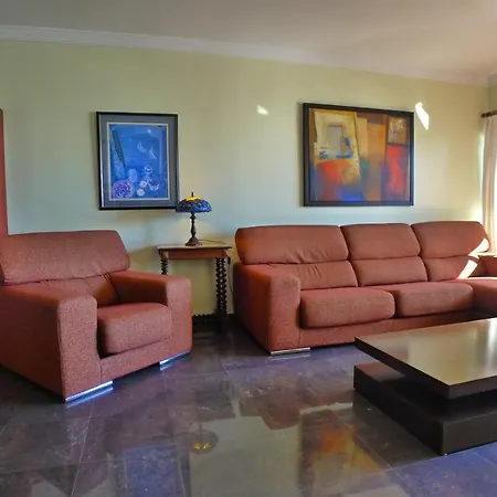 Apartamento R1353 Tuhillo 8, 1d *