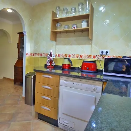 Apartamento R1353 Tuhillo 8, 1d *